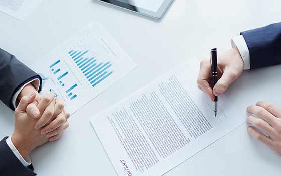 Contract Drafting & Review